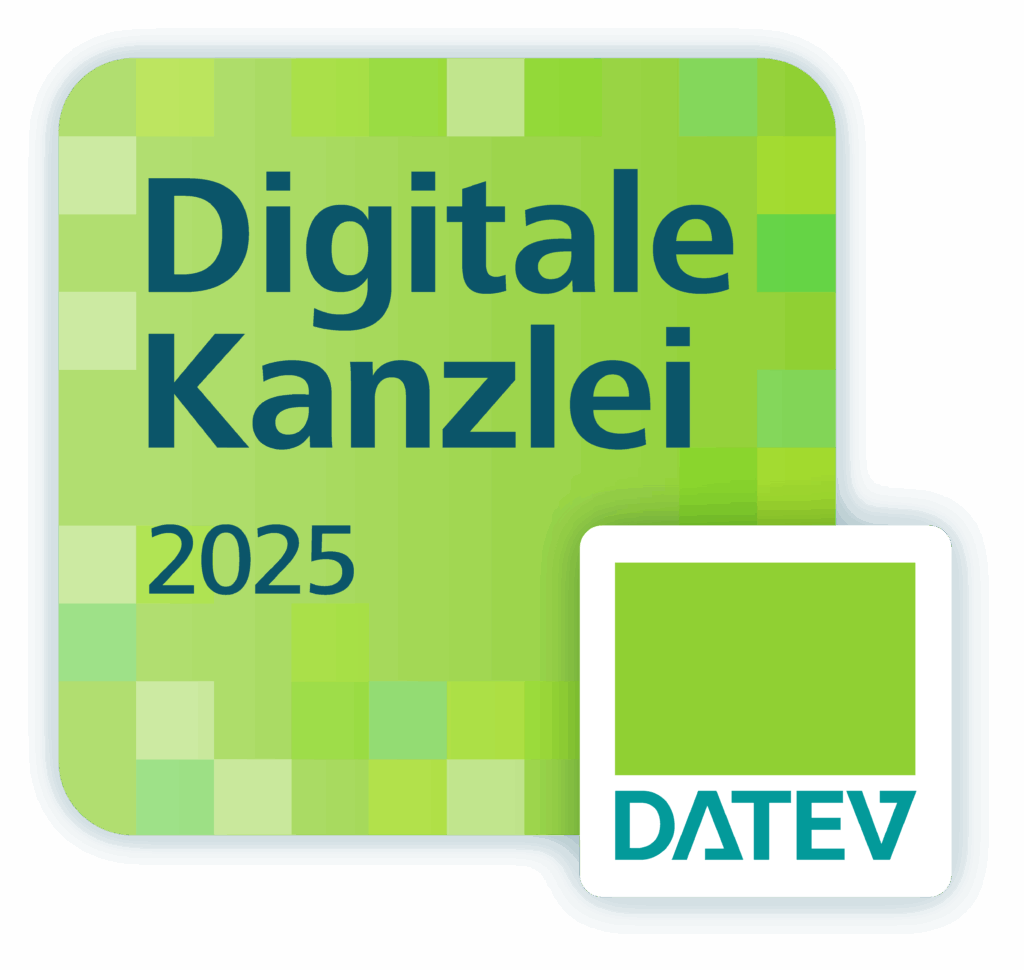 Grünes Label mit der Aufschrift „Digitale Kanzlei 2025“ und DATEV-Logo